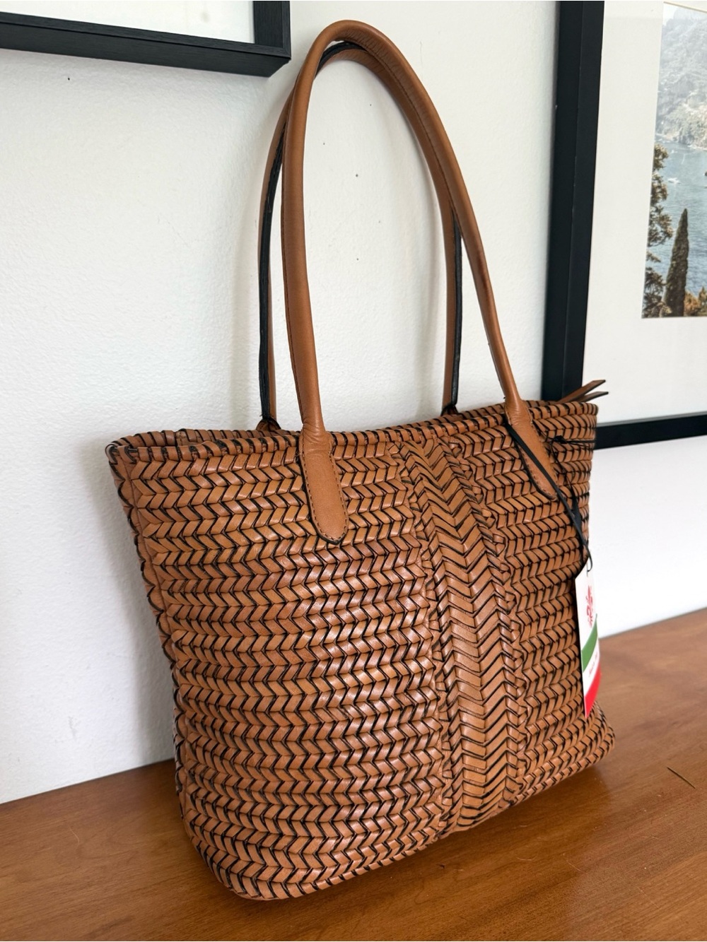 New Made in Italy Woven Leather Shoulder Tote Bag in Cognac Brown - Picture 4 of 9